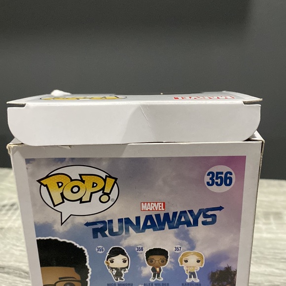 Funko Pop! | Marvel Runaways #356: Alex Wilder - Collectible Bobble-Head - Picture 13 of 15